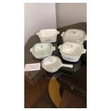 5 Corning ware pieces- one 1 pint dish with lid, 5 Corning ware pieces- one 1 pint dish with lid,