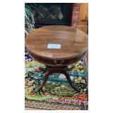 28'x 29' tall Duncan Phyfe wooden table 28'x 29' tall Duncan Phyfe wooden table