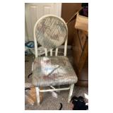 7 chairs : 5 chairs and 2 stools 7 chairs : 5 chairs and 2 stools