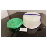 Tupperware extra large cake holder with lid and Tupperware extra large cake holder with lid and