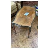 Glass top Coffee Table 35?x19?x19? Glass top Coffee Table 35?x19?x19?