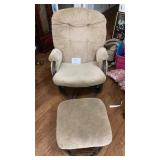 Glider w/footrest Glider w/footrest