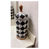 Tall and short matching jar set Tall and short matching jar set