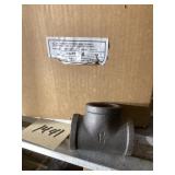 14 Black 1 1/4-Inch Threaded Tees