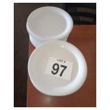 28 Dinner Plates 28 Dinner Plates