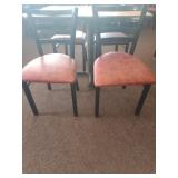 Table & 4 Metal Chairs Table & 4 Metal Chairs