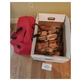 Wood Shoe Stretchers with Bag