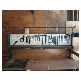 Metal tool rack