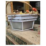 Ceiling light fixture