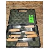 Wood chisel set