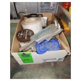 Box of miscellaneous items