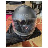 XL riding helmet