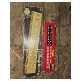 Vintage double six dominoes & wooden cribbage board