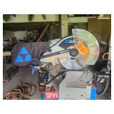 Delta miter saw