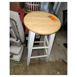Bar stool