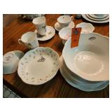 Lenox Butterfly Meadow Full set place setting for 8
