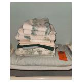 Queens sheets and decorative towels