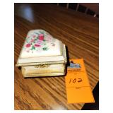 Vintage Piano Musical Jewelry/Trinket Box