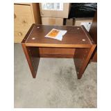 Small shelf/stand