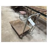 Hydraulic Lift Cart (*Not Lifting)