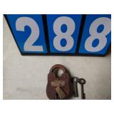 LEAVENWORTH FEDERAL PRISON PAD LOCK WITH KEY LEAVENWORTH FEDERAL PRISON PAD LOCK WITH KEY
