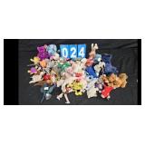 LARGE GROUP LOT OF TY BEANIE BABIES