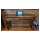 2 DRAWER OAK TABLE 52X17X27