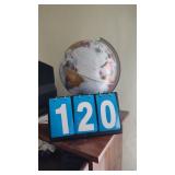 WORLD GLOBE