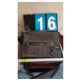 UNIDEN  10 CHANNEL FIRE/POLICE SCANNER