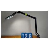 ADJUSTABLE LIGHT