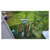 GROUP LOT OF HAND TOOLS