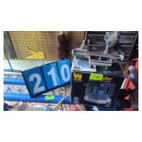 VISE & ELECTRIC BUFFER