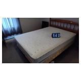 COMPLETE MAPLE QUEEN SIZE BED