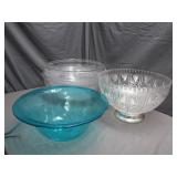 6 Huge Plastic Punch Bowls