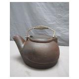 Vntg Cast Iron Kettle