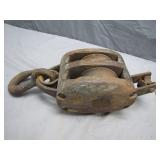 Double Roll Metal & Wood Wheel Pulley