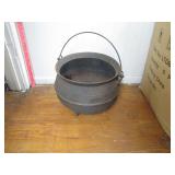 Antique Cast Iron Cauldron w/ Bail Handle