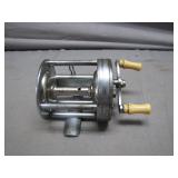 Vintage Shakespeare Criterion 1960 Fishing Reel