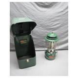 Vintage Coleman Lantern w/metal carrying case 70