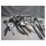 Comprehensive Kitchen Utensil Assortment