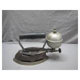 Vintage Coleman 12 ï¿½Good Value Ironï¿½