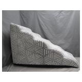 Upholstered Pet Steps ï¿½ Textured Elegance