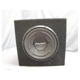 Pioneer Subwoofer in Enclosure
