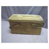 Retro Metal Picnic Basket with Unique Detail