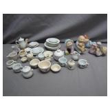 Collectorï¿½s Mini Dish Set and Figurines
