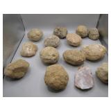 Small Geodes with One Open View