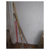 2 Classic Garden Hoes