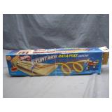 Hot Wheels Stunt Race Rat-a-Pult Launcher