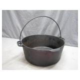 Cast Iron Dutch Oven with Bail Handle