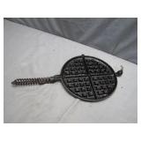 Griswold No. 3 Cast Iron Waffle Iron